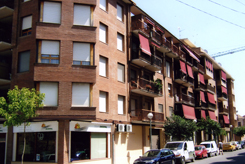EDIFICIO 35 VIVIENDAS